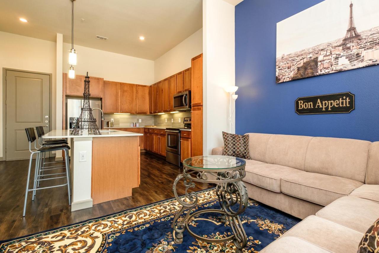 Renu At Downtown Houston Apartment Bagian luar foto