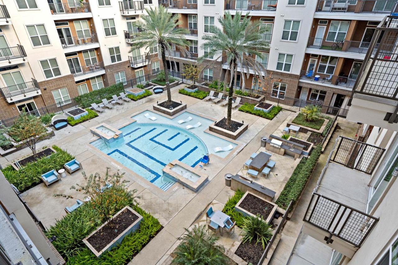 Renu At Downtown Houston Apartment Bagian luar foto