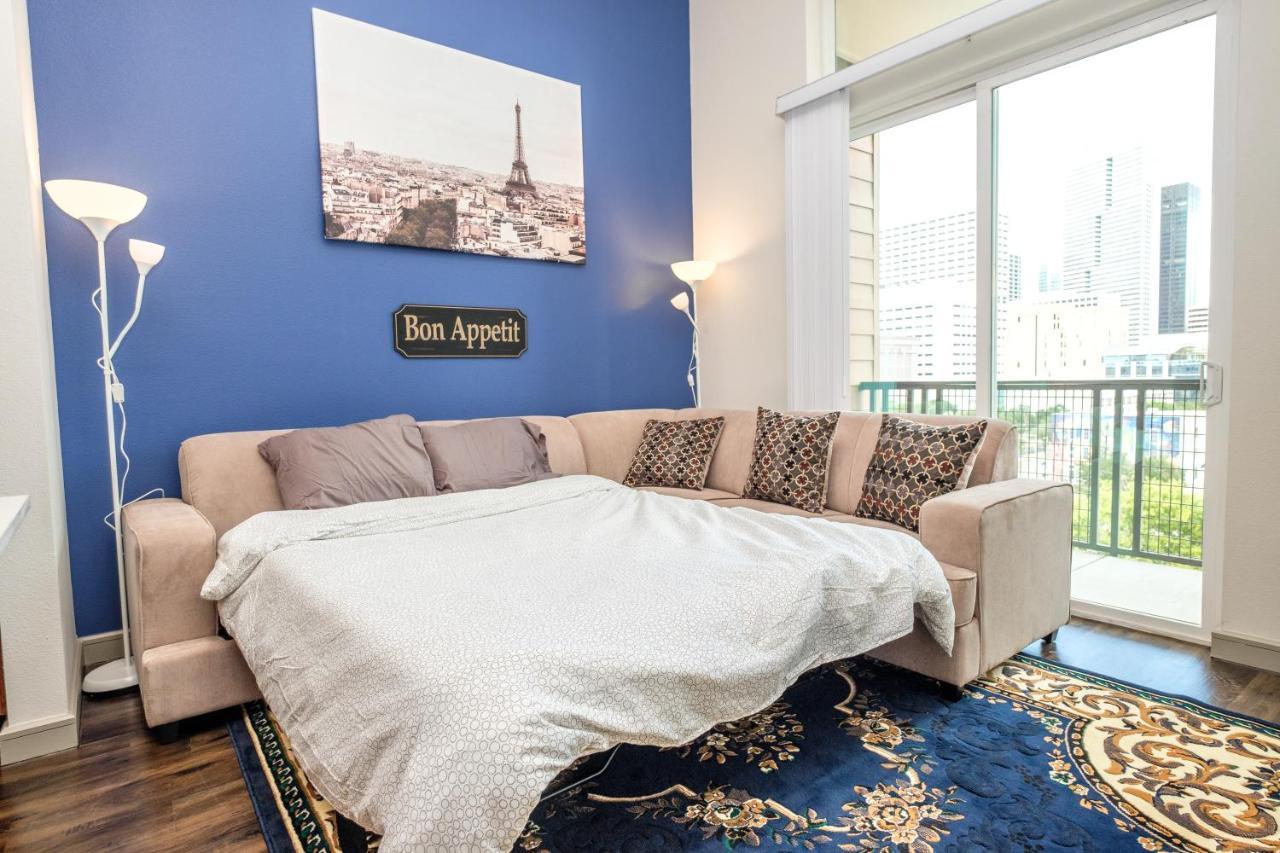 Renu At Downtown Houston Apartment Bagian luar foto
